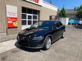 Volvo C30 1.6 - Volvo: V30