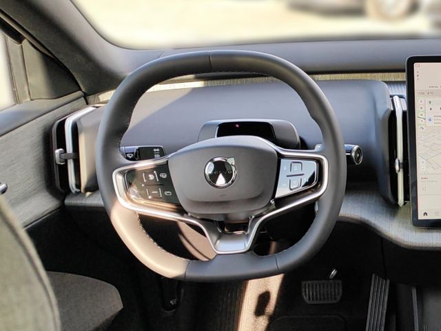 VOLVO EX30 (Bild 17 von Array)