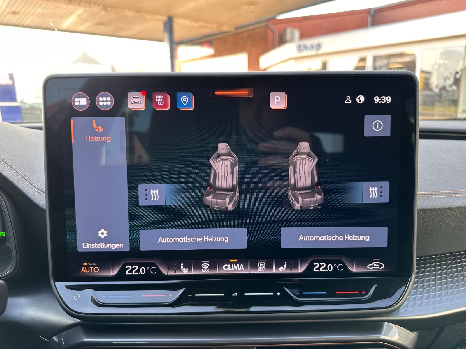 Fahrzeugabbildung CUPRA Formentor 1.5 eTSI DSG Pano/AHK/ACC/APP/LED/SHZG