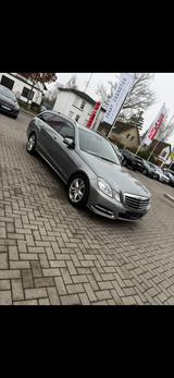 Mercedes-Benz E 250 CDI AVANTGARDE 2.Hand HÄNDLERGARANTIE - Mercedes-Benz E 250 mit Diesel-Antrieb: Kombi