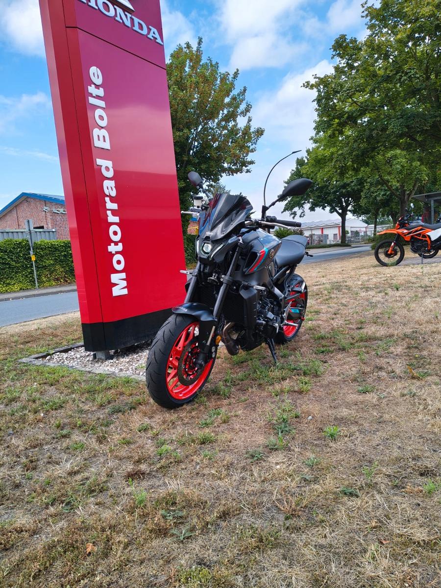 Yamaha MT09 - Zubehör - Toller Zustandt - Wenig KM