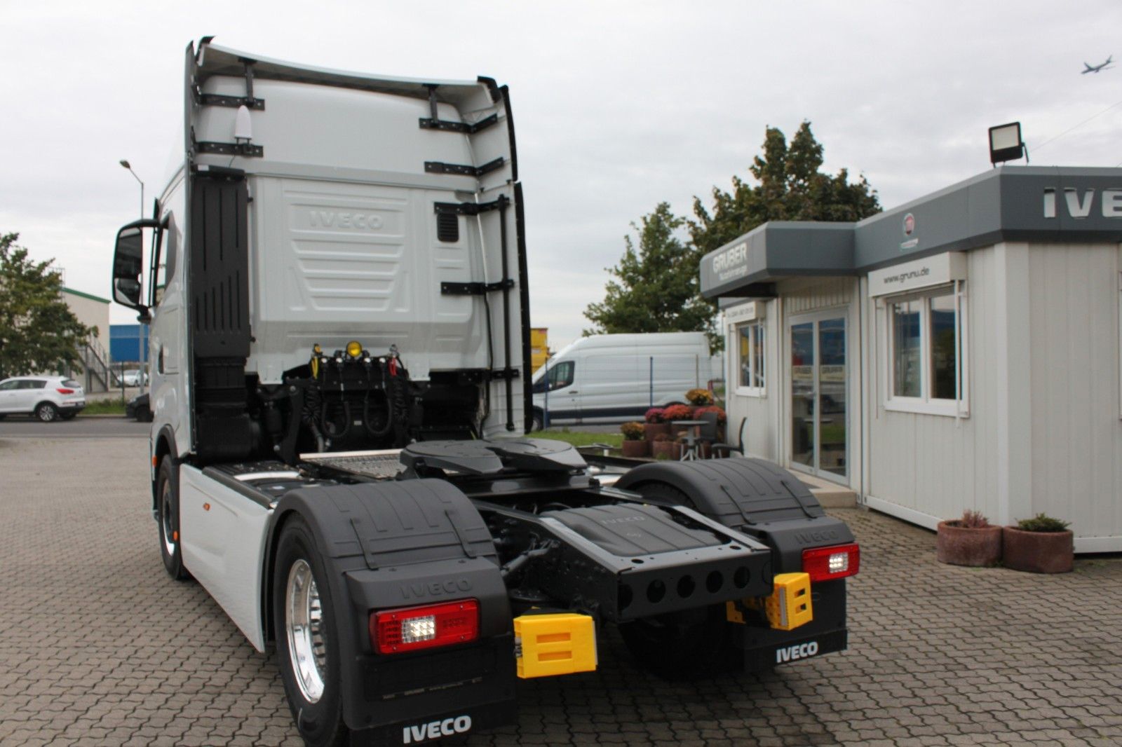 Fahrzeugabbildung Iveco S-Way AS440S50T/FP