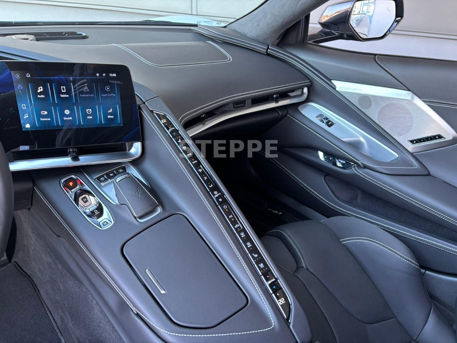 Corvette C8 Stingray Convertible 3LT Europamodell STEPPE