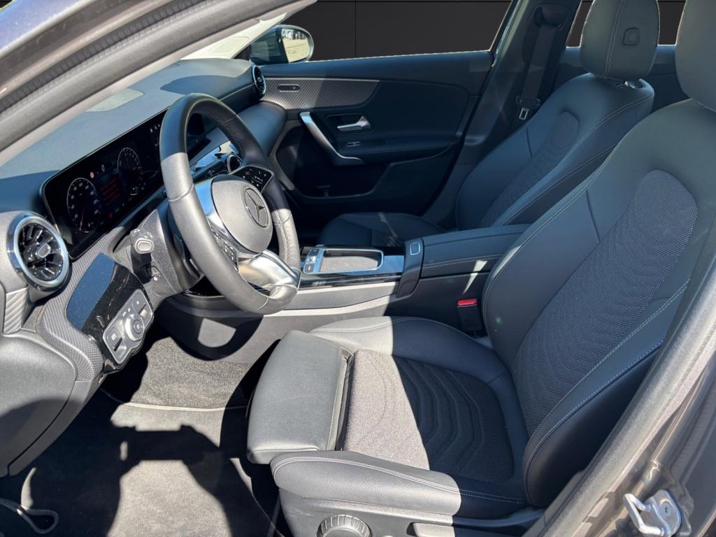 Mercedes-Benz A 250 e Kompaktlimousine Progressive Advanced