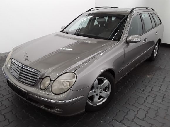 Mercedes-Benz E 320 CDI Elegance+Voll Austattung+S-Dach+Leder