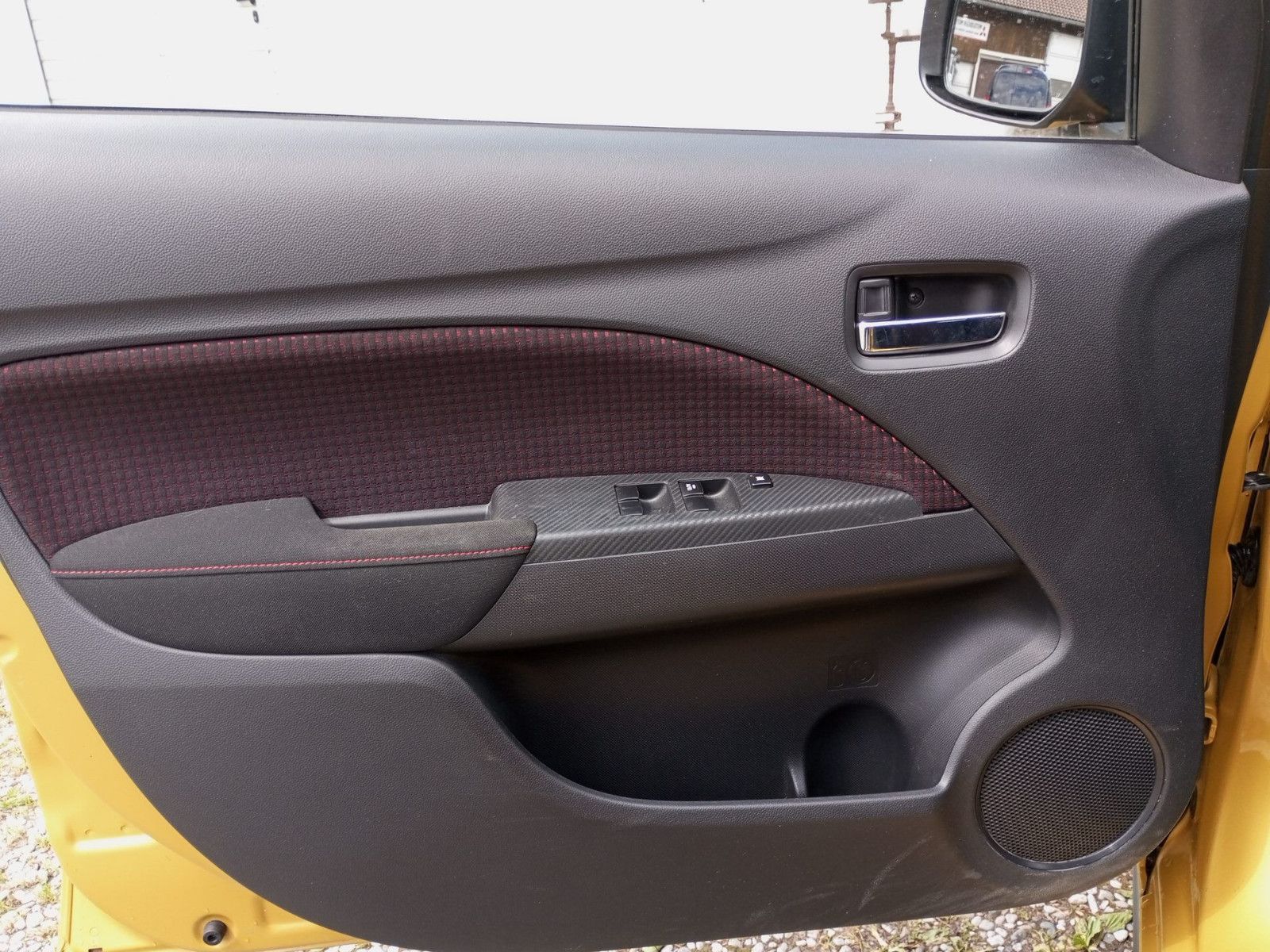 Fahrzeugabbildung Mitsubishi Space Star 1,2 Spirit+ Black Navi Sitzheizung
