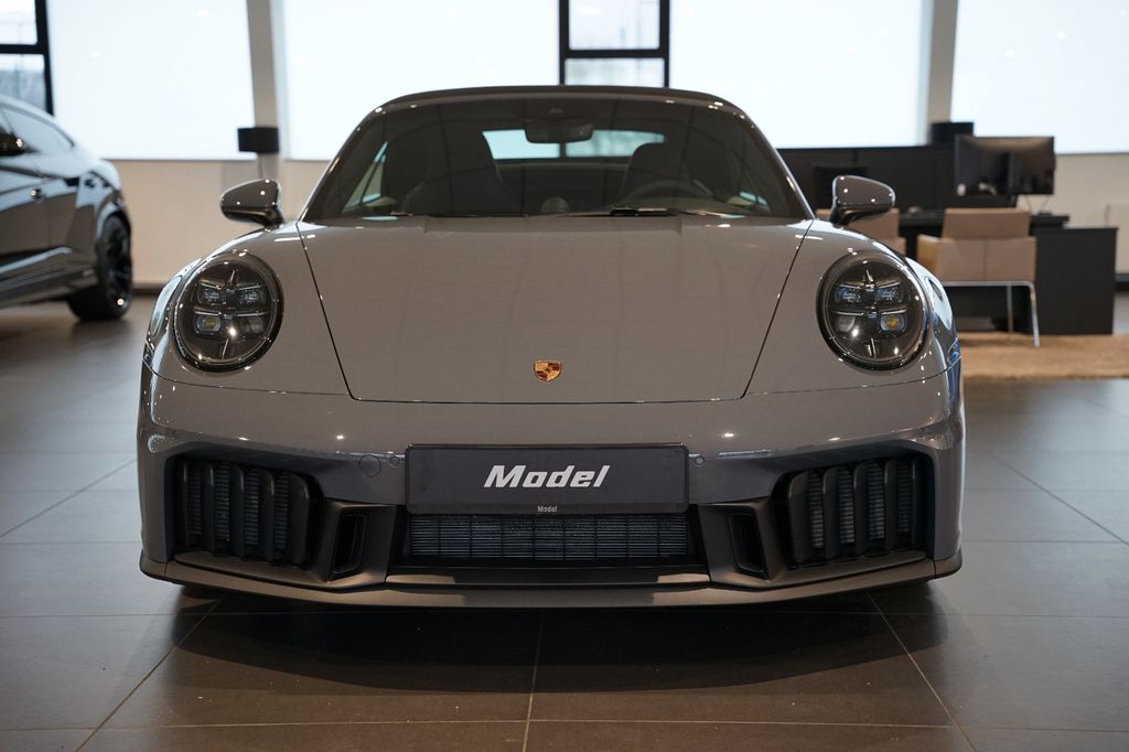 PORSCHE 992.2 Carrera GTS Cabriolet | HD-Matrix | BOSE PORSCHE 992.2 Carrera GTS Cabriolet | HD-Matrix | BOSE