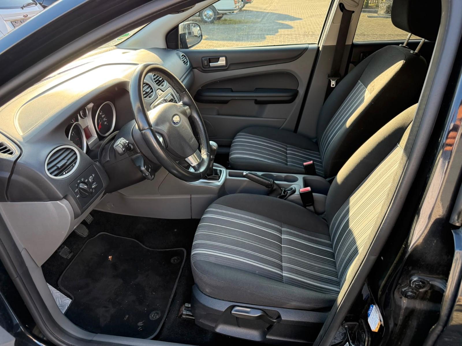 Ford Focus 2008 — photo 8