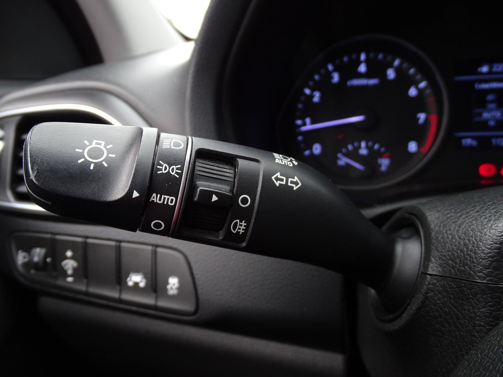 Hyundai i30 1.4 Pure Tempomat Klima Spurhalte USB AUX
