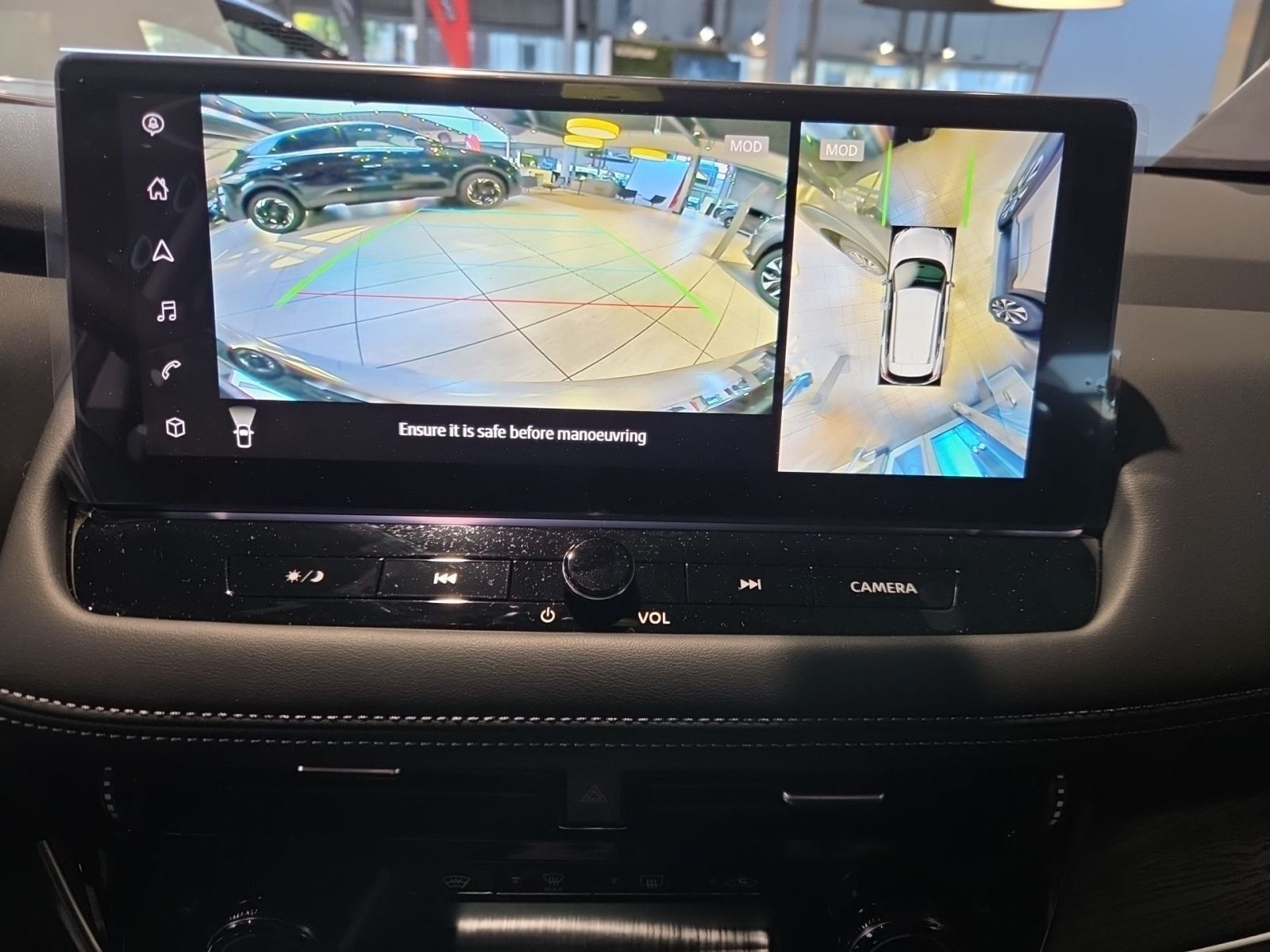 Fahrzeugabbildung Nissan X-Trail Tekna+ MHEV 163 PS Autom. *NAVI*BOSE*HEA