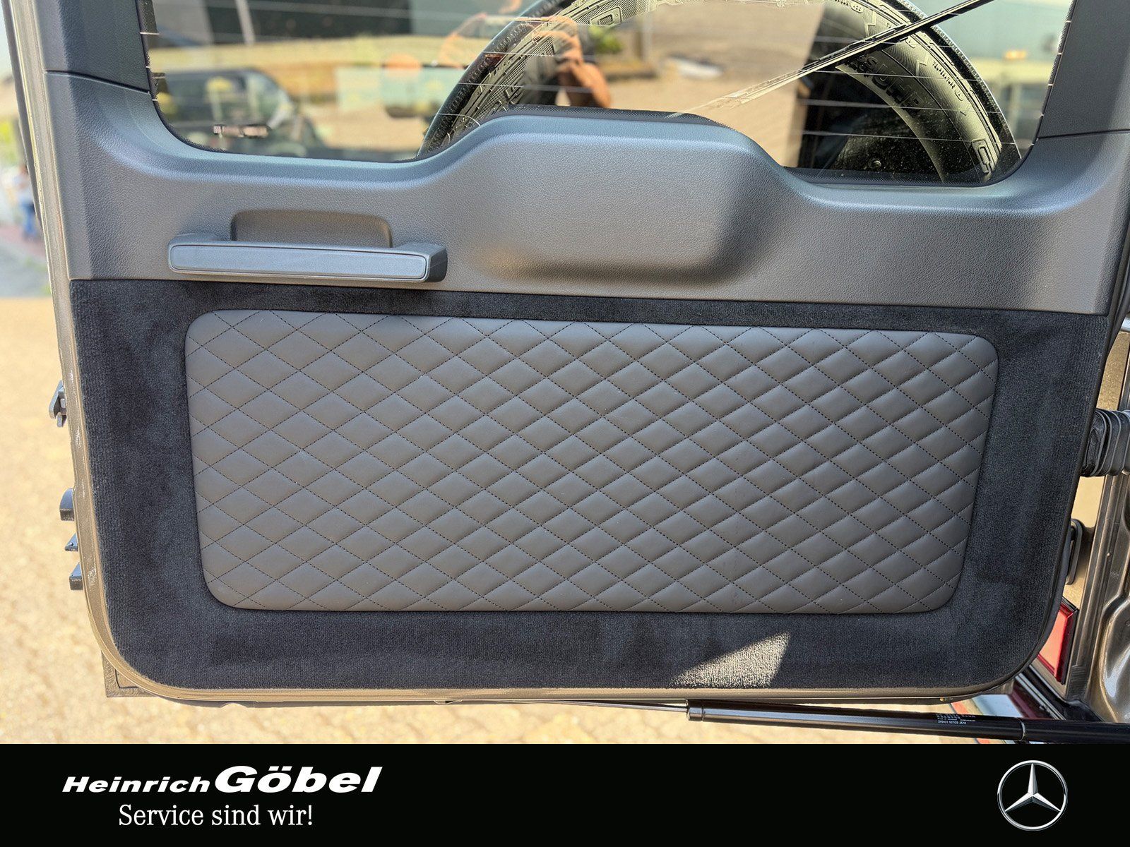 Fahrzeugabbildung Mercedes-Benz G 350 d AMG Line 1.Hand, Night-Paket
