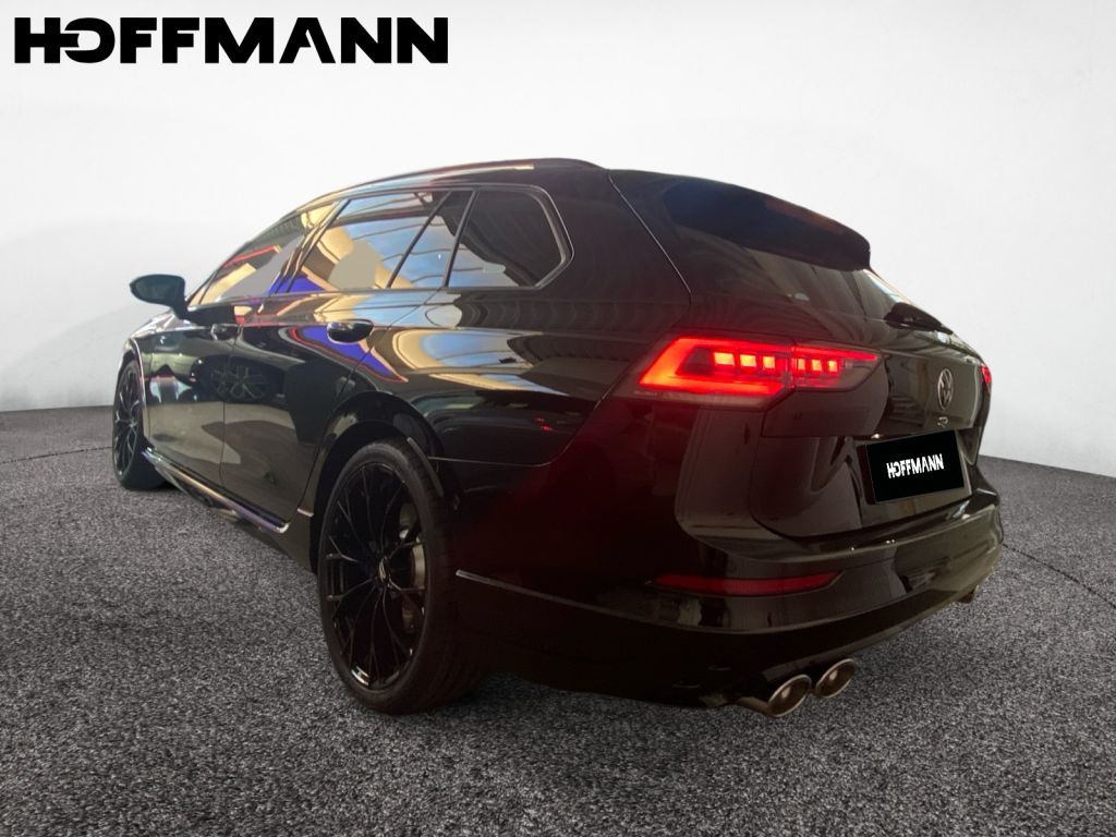 Fahrzeugabbildung Volkswagen Golf Variant R Black Style Harman Carbon VMax270
