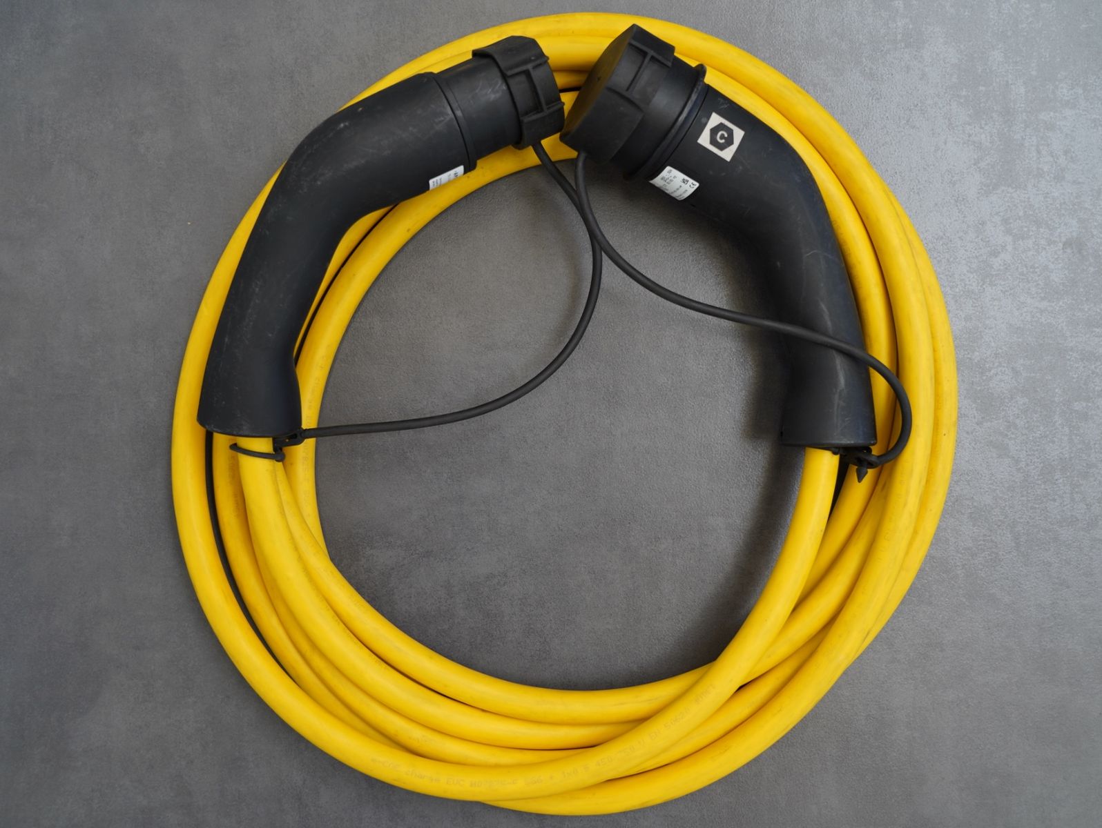 Fahrzeugabbildung Fiat 500e 87KW/42kWh/DC-LADEN/CARPLAY/DAB/SOH/KAMERA