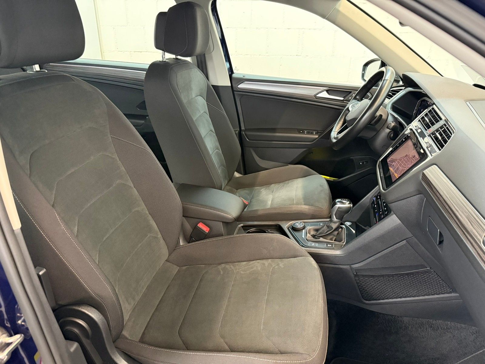 Fahrzeugabbildung Volkswagen Tiguan Allspace 2,0 TDI Elegance + AHK+Navi+Kame