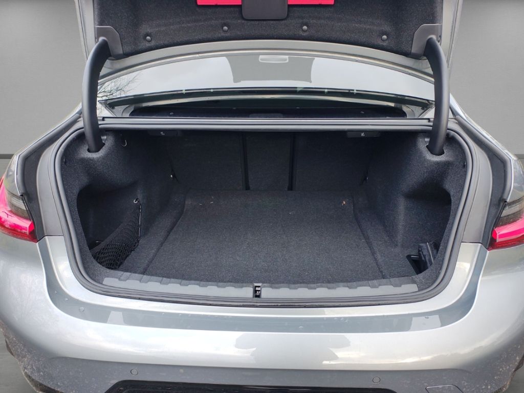 BMW 330 - Bild 14