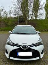 Toyota Top Zustand | Nur 43.000 km | Sehr sparsam | 28€ - Toyota Yaris: 4.4