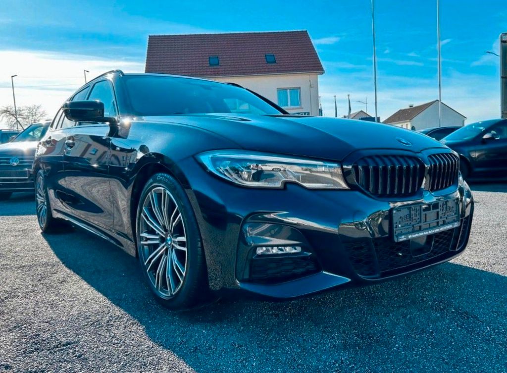 Image of BMW 330