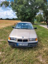 BMW 316 I Limousine - BMW 316 aus 1992