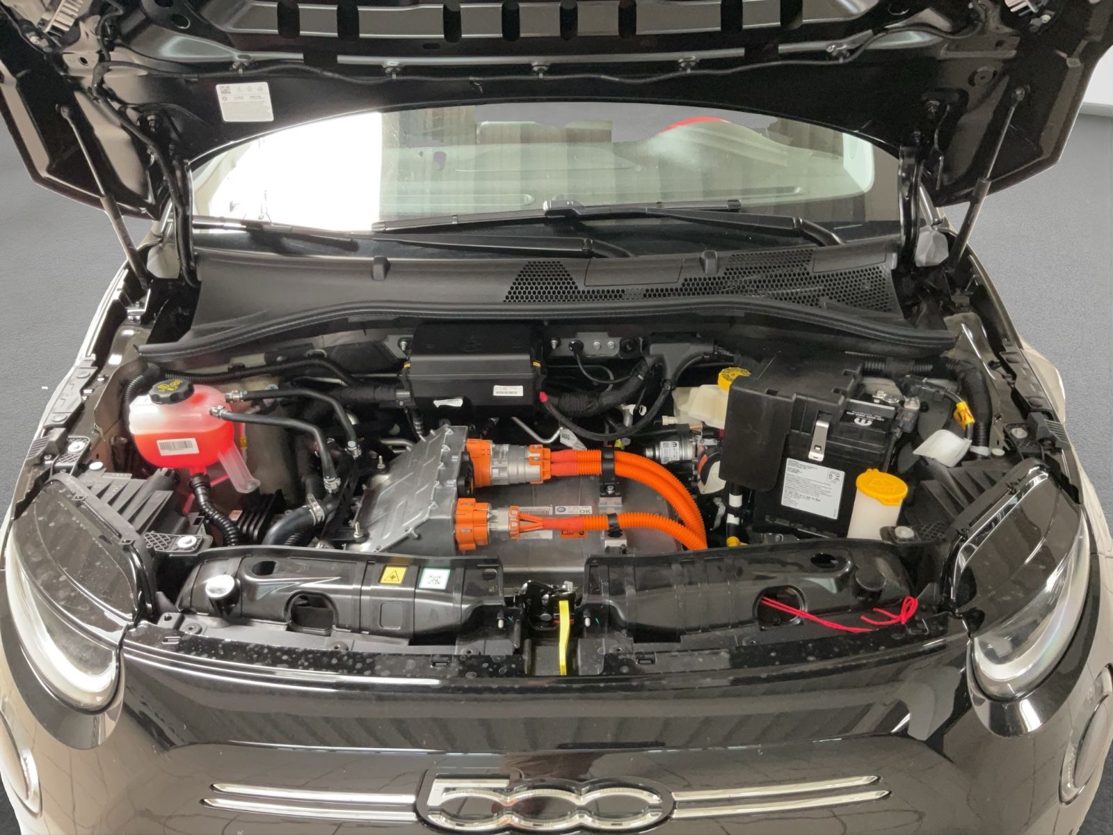 Fahrzeugabbildung Fiat 500e