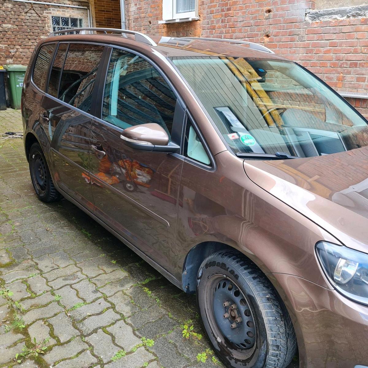 Volkswagen Touran, 2011