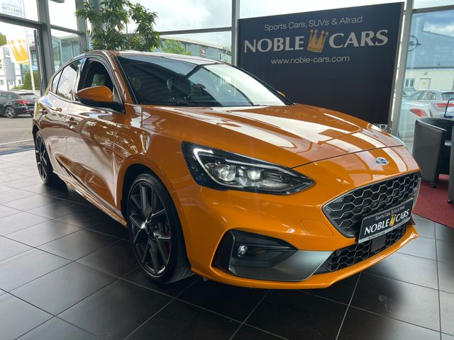 Ford Focus  ST 2.3 B&O RFK LED NAV