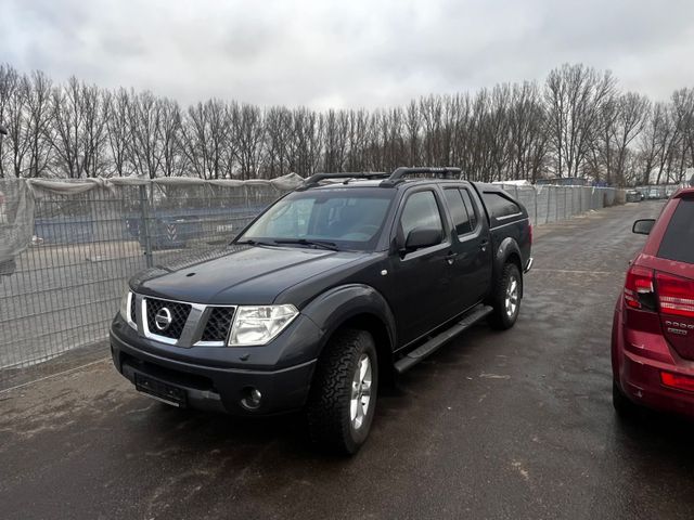 Nissan Navara double .TÜV 11.2025.AC 4X4