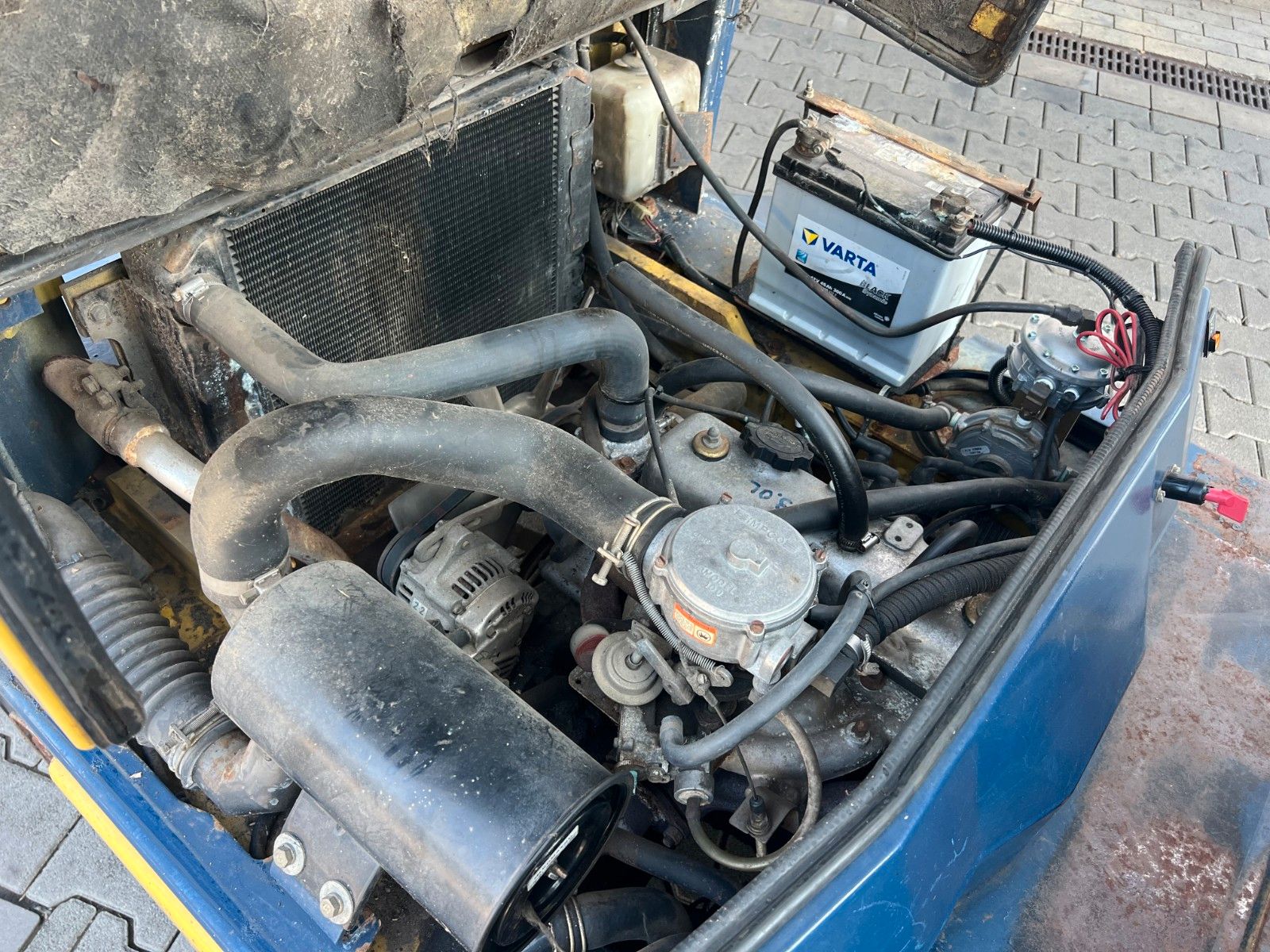 Fahrzeugabbildung Komatsu FG15T-15 / Gas / 1995 /