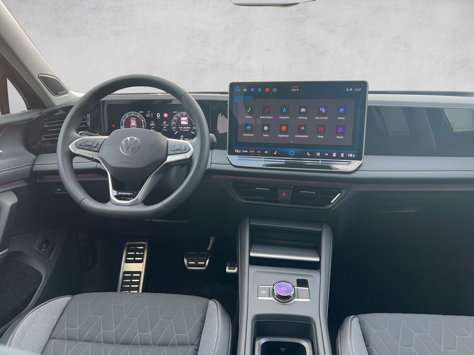 Tiguan Energy 1.5 eTSI DSG AHK*LED*Navi*ACC