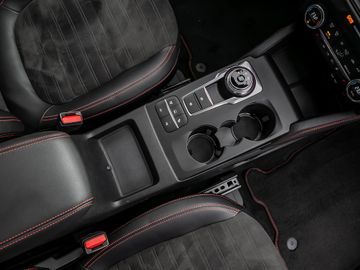 Ford Kuga ST-Line X HUD AHK klappbar Panodach Navi