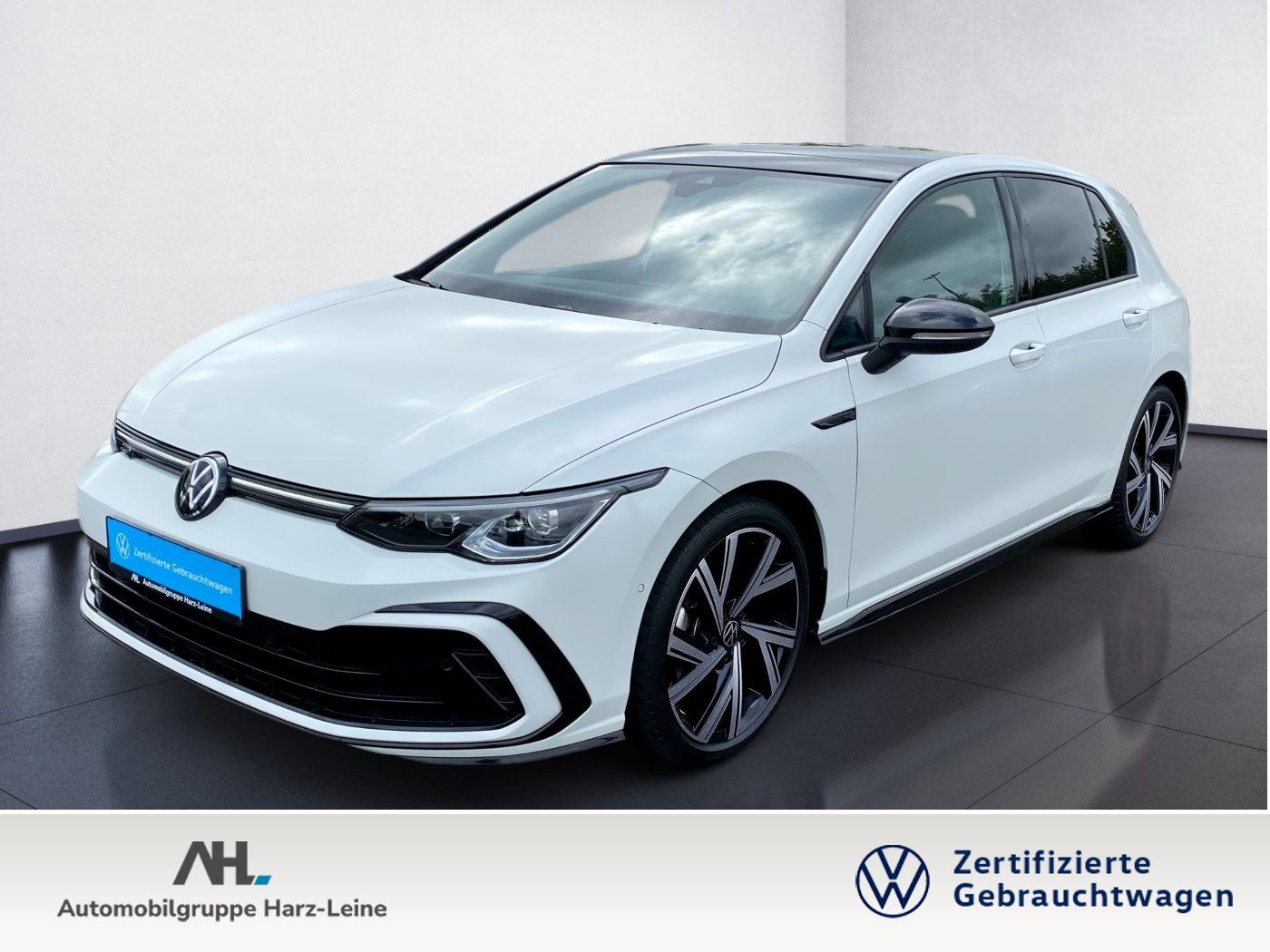 Volkswagen Golf 1.5 eTSI R-Line DSG BlackStyle LED Navi ACC foto 1