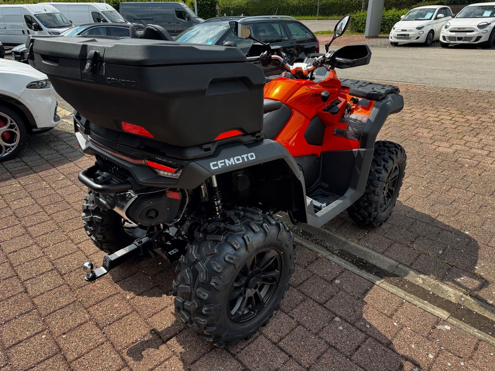 Fahrzeugabbildung CFMOTO CForce 1000 Touring ABS Lava Orange