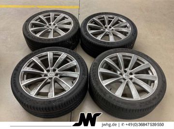 Volvo XC90 - 3