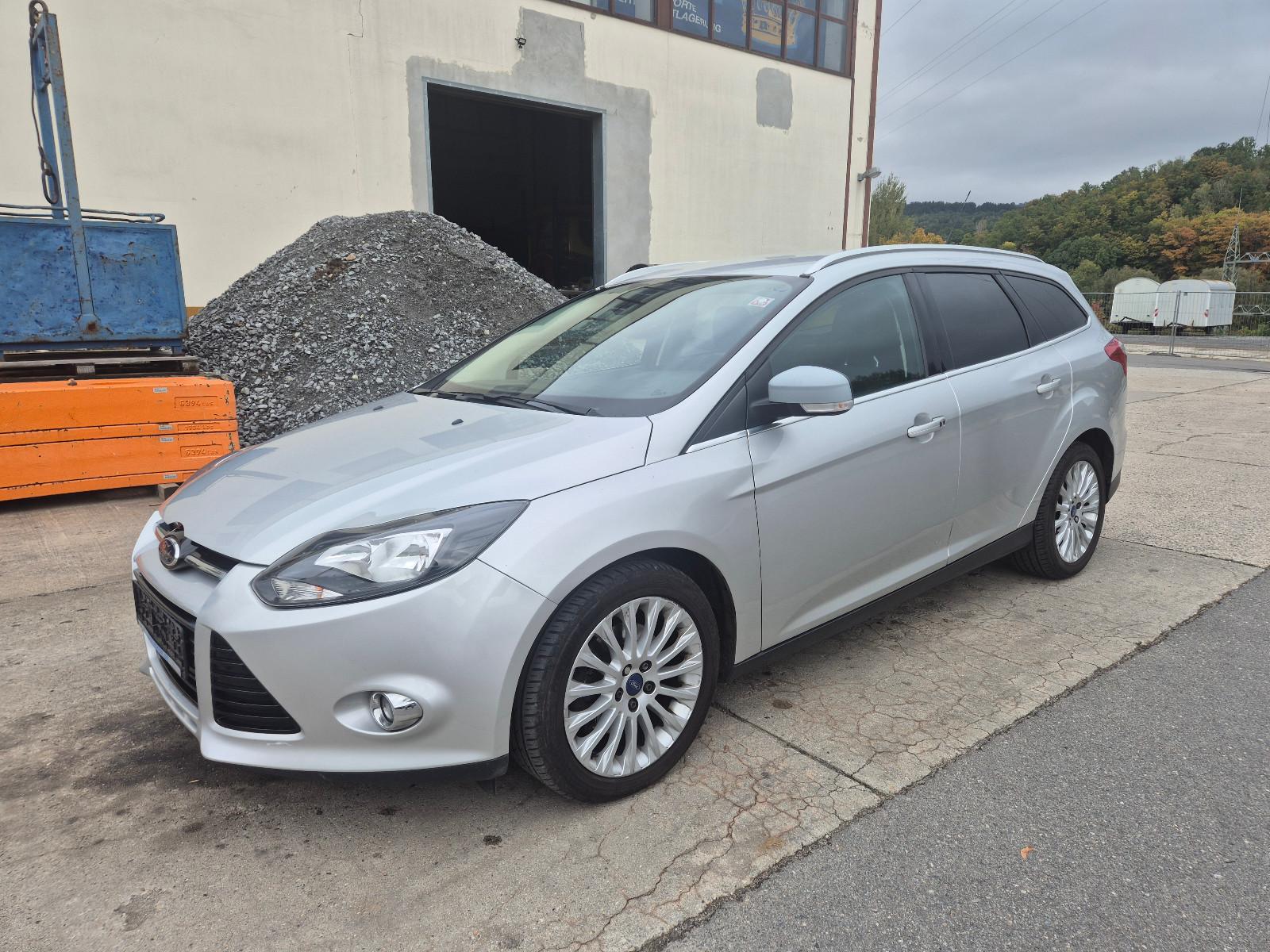 Ford Focus Turnier 1.6 Titanium - Navi - X-Paket 2