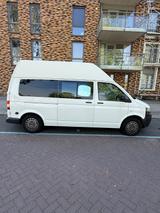 Volkswagen T5 Caravelle - Volkswagen T5 Caravelle: Weiß