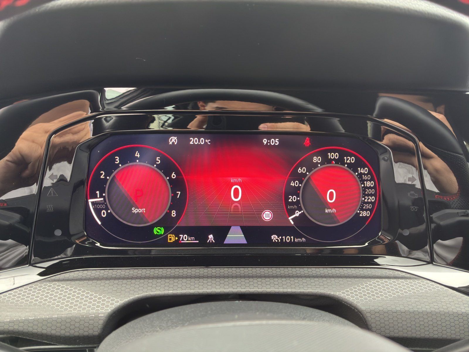 Fahrzeugabbildung Volkswagen Golf VIII GTI 2.0 TSI DSG.RF-Kamera.Navi.SH.Keyl