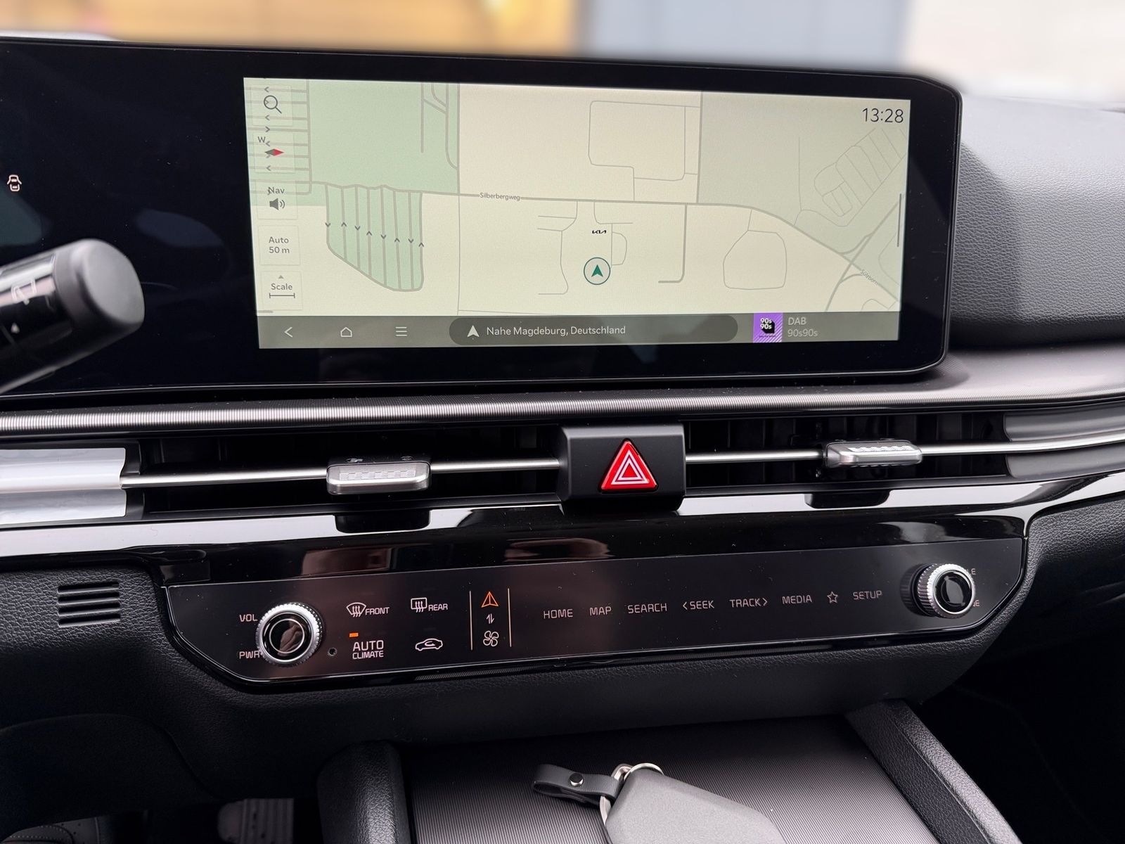 Fahrzeugabbildung Kia SPORTAGE 1.6T 2WD DCT Vision KOM Facelift