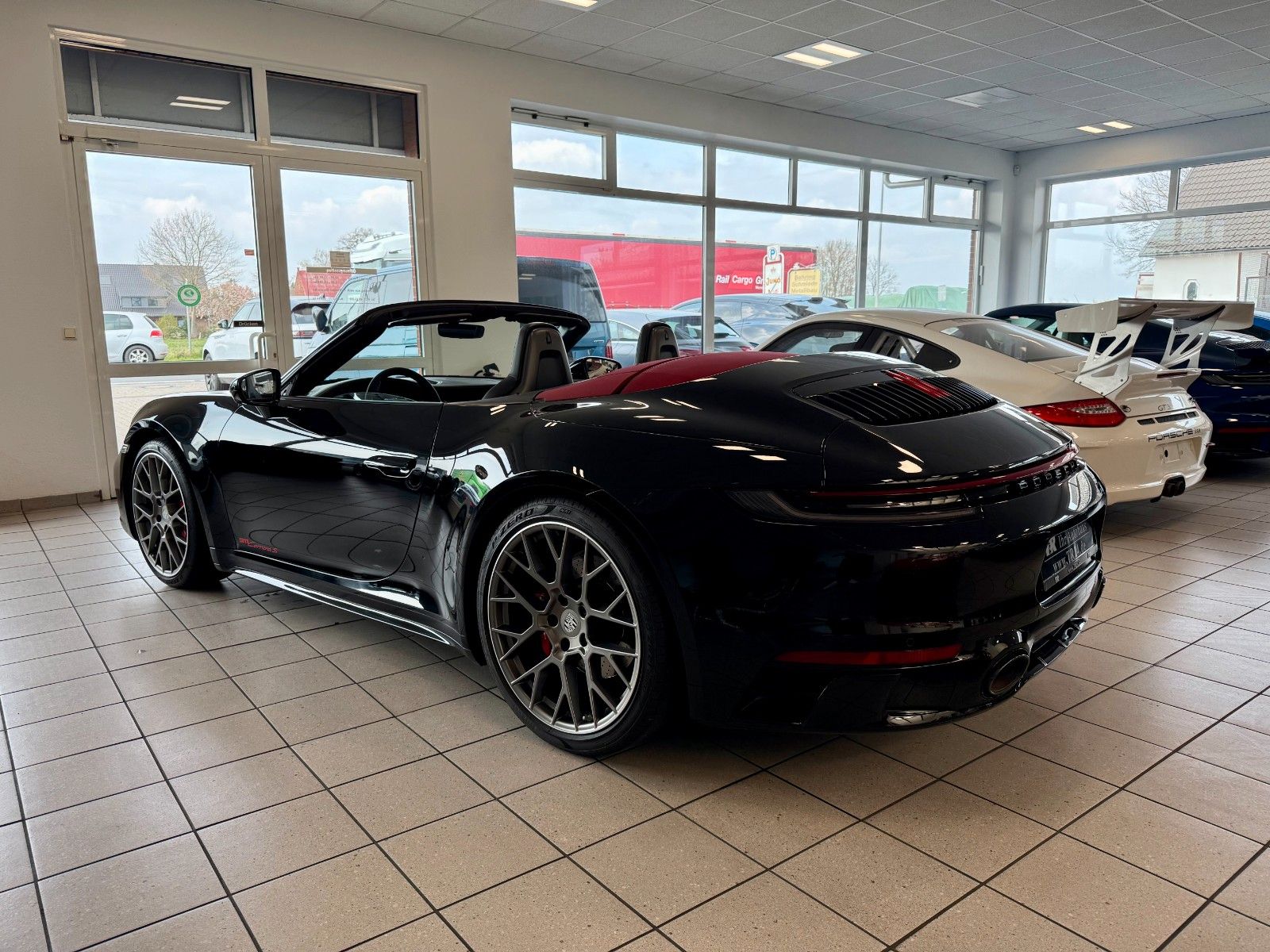 Fahrzeugabbildung Porsche 911 992 Carrera S Cabrio SportDesign/Sportabgas