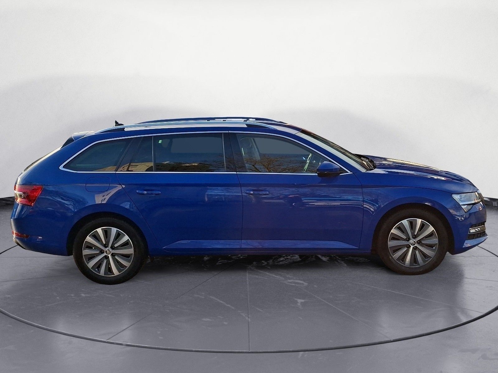 Skoda Superb - Bild 5