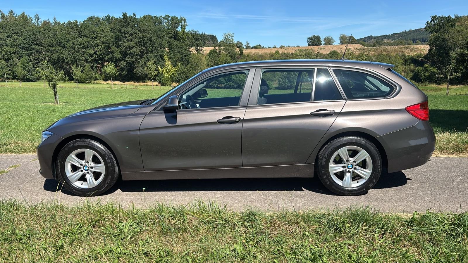 BMW 318d Touring  1. Hand Tüv neu