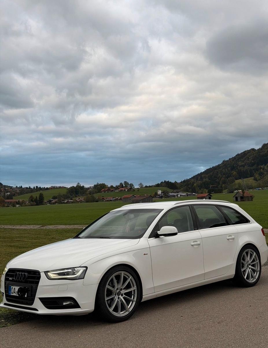 Audi A4 2012 — двигун 150 HP (110kW)