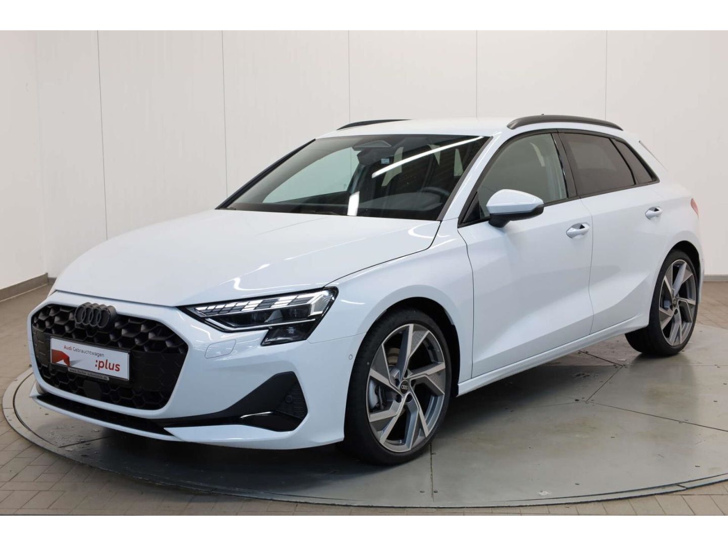 Audi A3 Sportback 40 TFSI quattro AHK 19'' RFK NAV foto 2