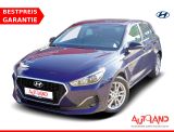 Hyundai i30 1.4 YES! Navi Kamera Tempomat Sitzheizung - Hyundai i30: Blau