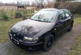 Seat Leon 1.    M 1 schwarz - gebrauchte Seat Leon aus dem Jahr 2004