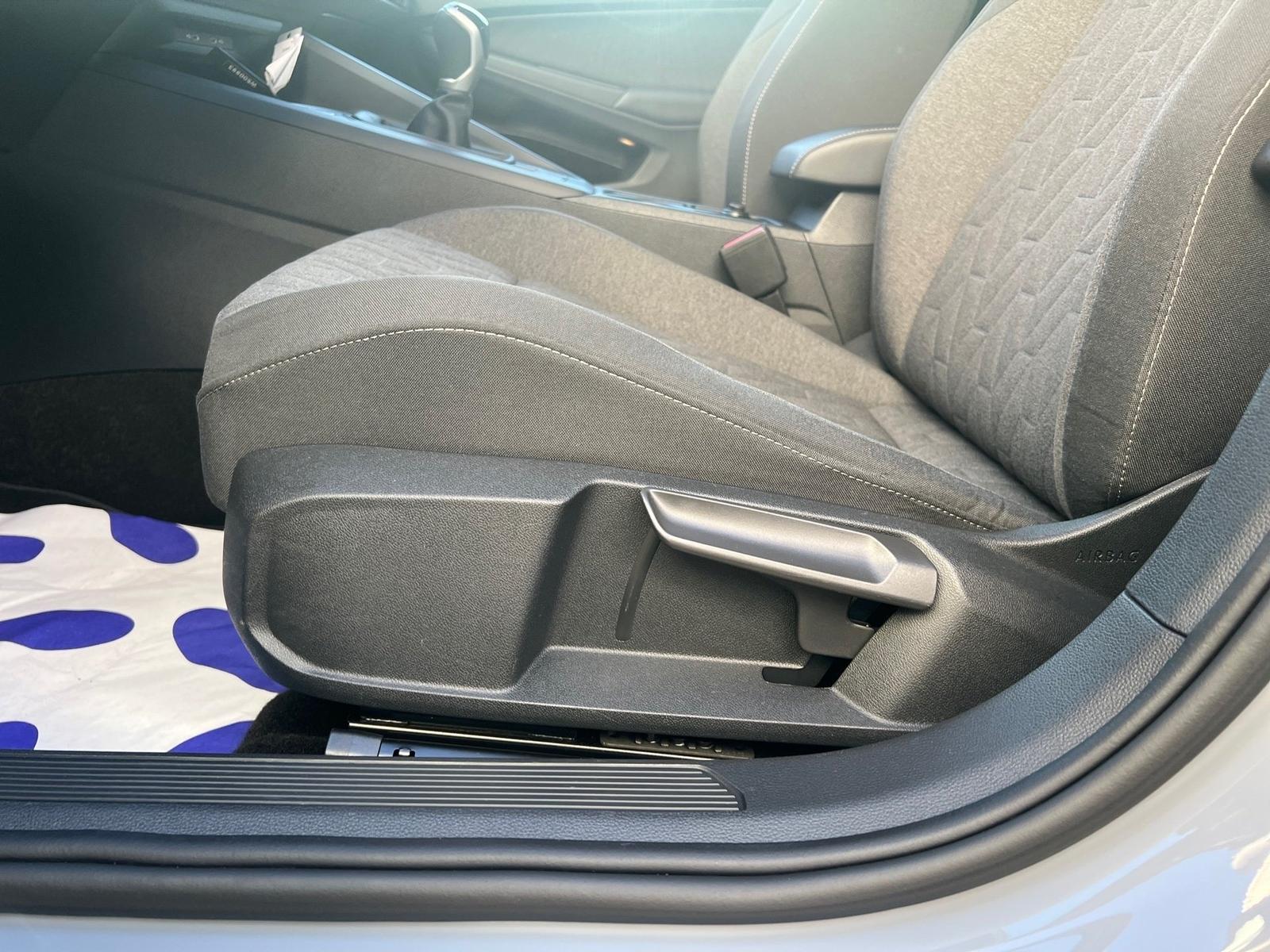 Volkswagen Golf Life *AHK*PANO*SHZ*FACELIFT*LED*APP CONNECT, миниатюра 8