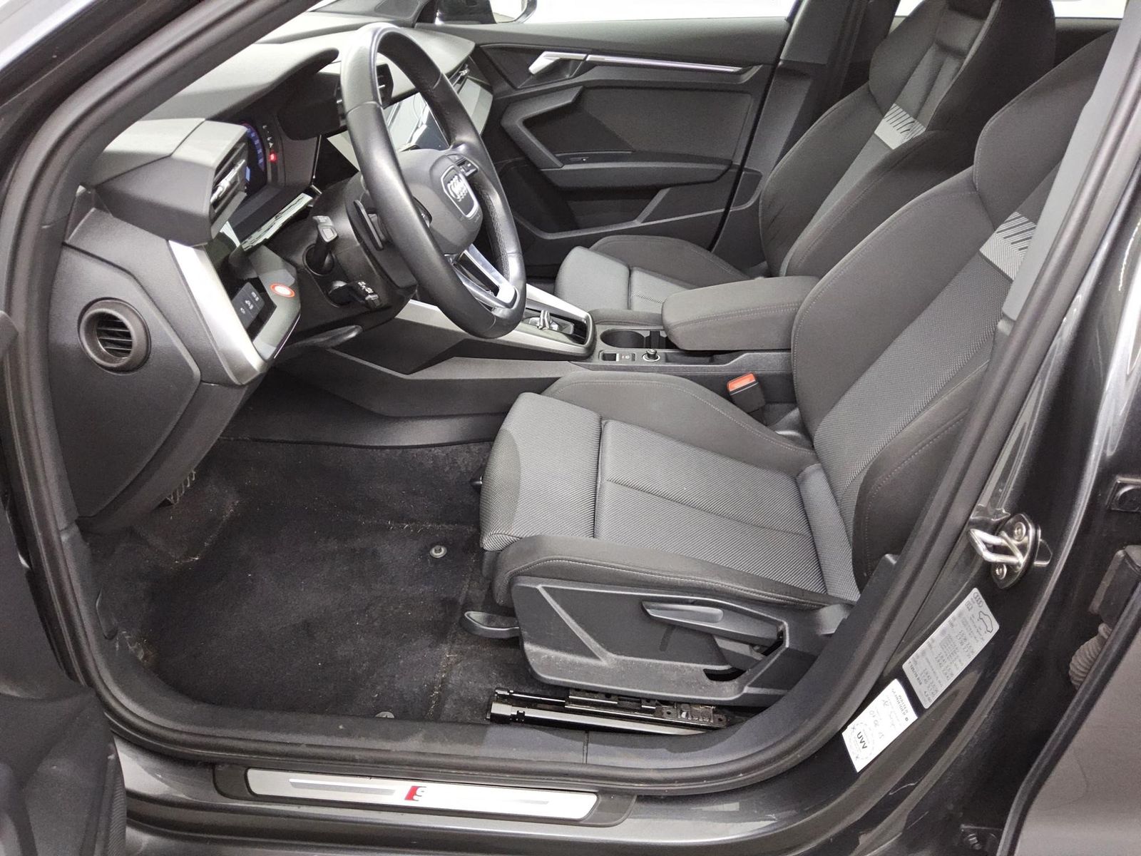Audi A3 Sportback 35 TDI S-Line Navi LED vc ACC PDC foto 9