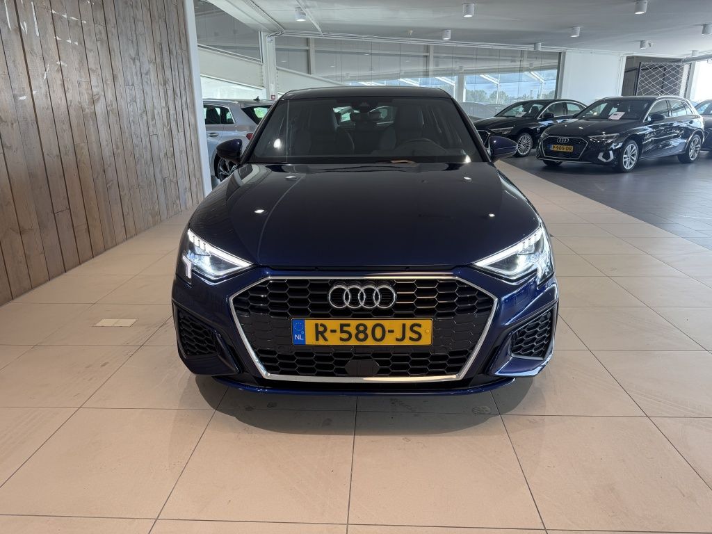 Audi A3 Sportback 30 TFSI S edition