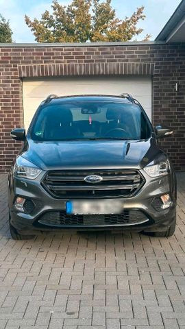 Ford kuga 2.0 AWD ST-LINE