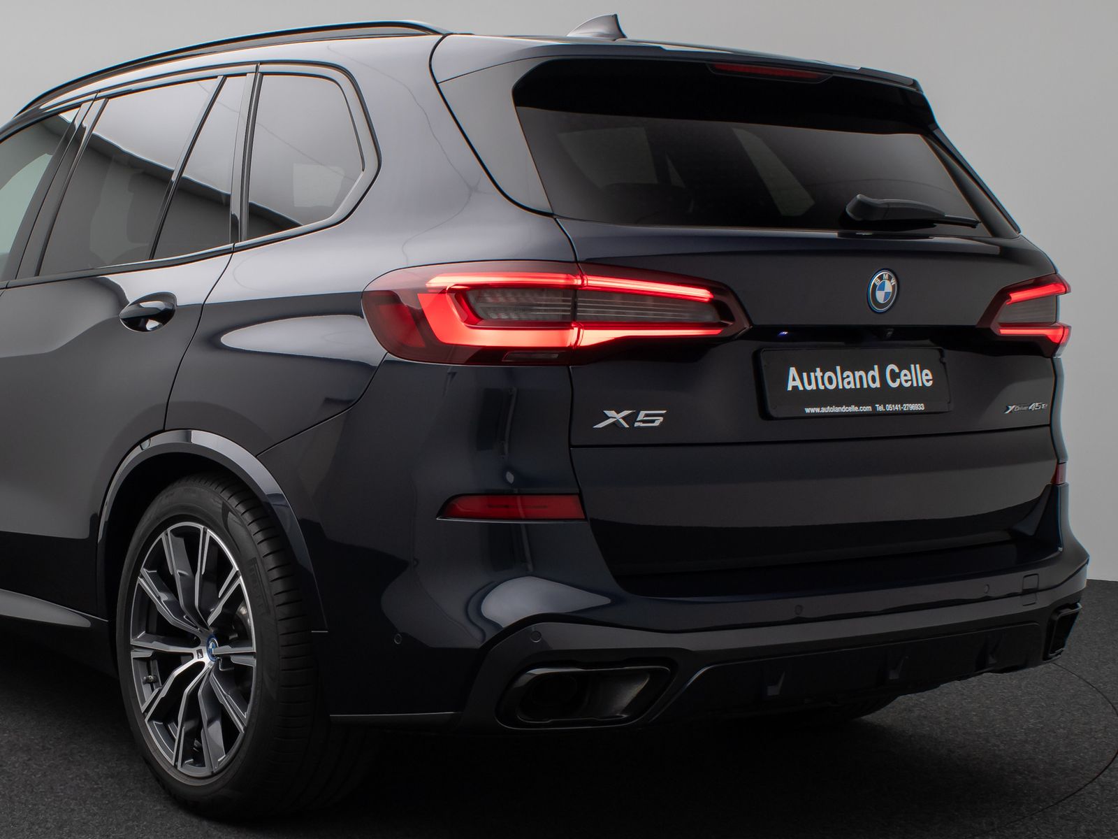 Fahrzeugabbildung BMW X5 xD45e M Sport Laser 360°HUD DAB HiFi SoftClos