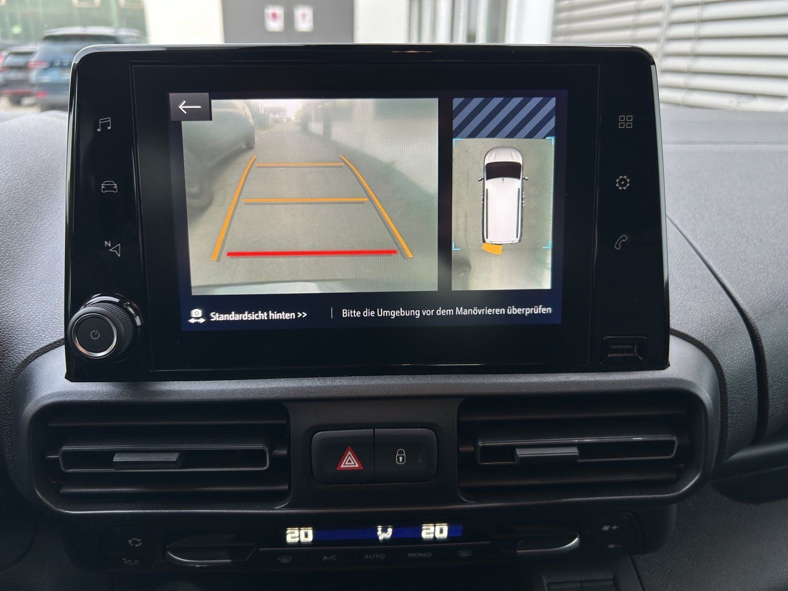 Fahrzeugabbildung Opel Combo Life 1.5 D Aut. INNOVATION/KAMERA/SHZ/HUD/