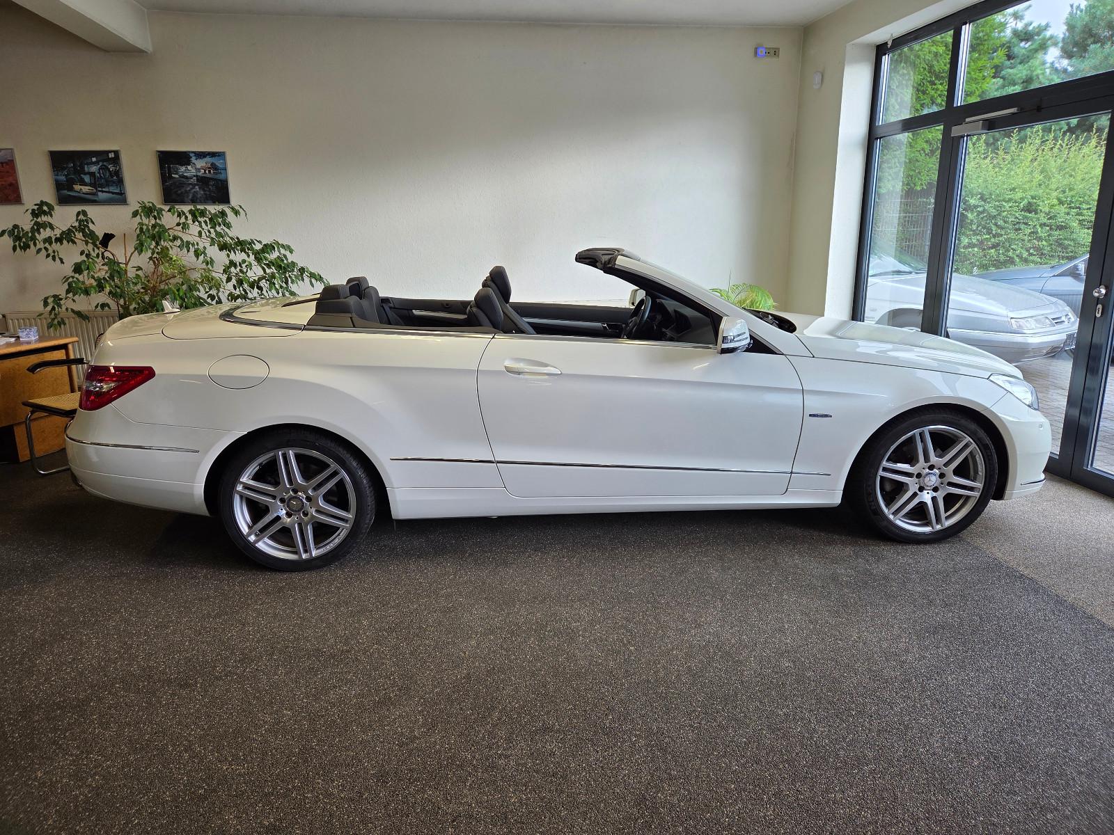 Mercedes-Benz E 200 BlueEFF. Cabrio 2.Hd. Diamantweissmet